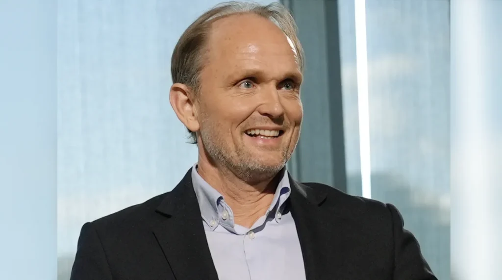 Dr. Johan Roos